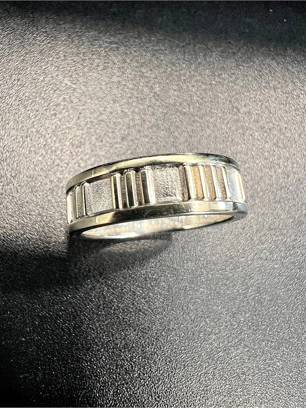 Tiffany & Co. Atlas Sterling Silver 925 5mm Band Ring, Size 7.25 EUC